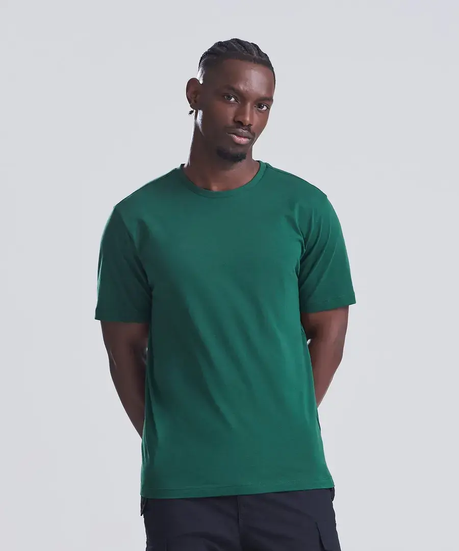 The AWDis 150 T-Shirt – worn (2 of 5)