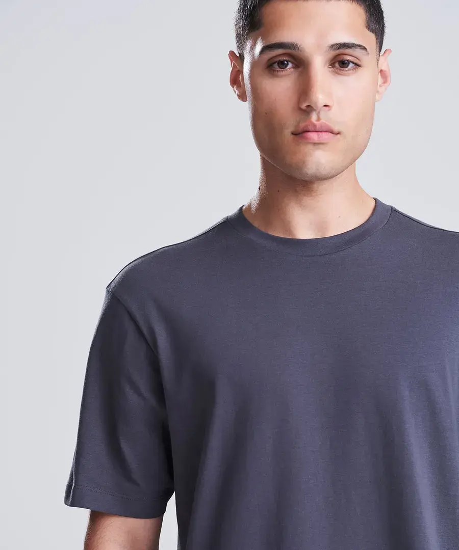 The AWDis 180 T-Shirt – close-up 1