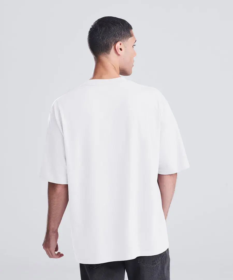 AWDis 240 T-Shirt – worn (4 of 5)