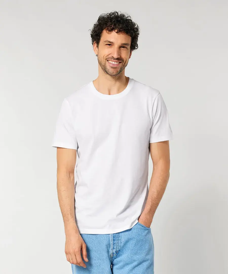 Unisex Crafter Iconic Mid-light T-Shirt – worn (4 of 5)