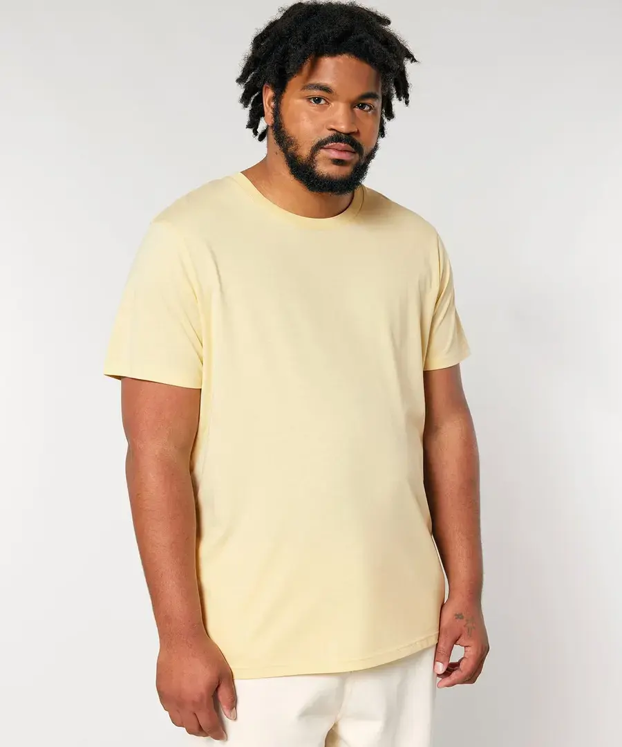 Unisex Crafter Iconic Mid-light T-Shirt – worn (5 of 5)