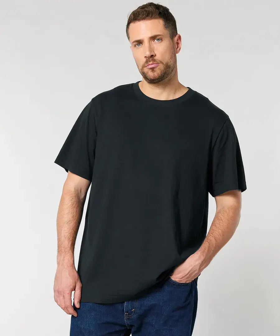 Unisex Sparker 2.0 Heavy T-Shirt – worn (1 of 5)
